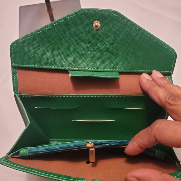 Wallet - Picture 3 of 3